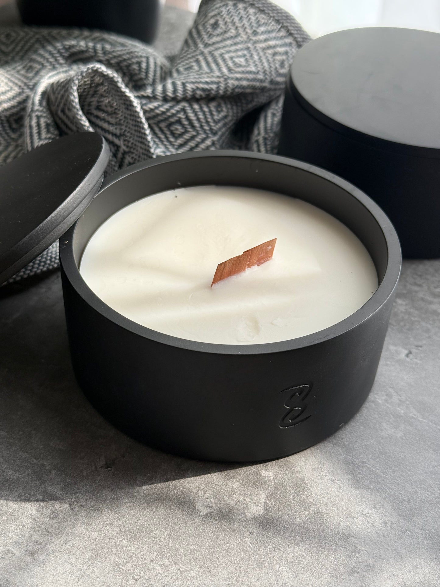 Luxury Black Candle